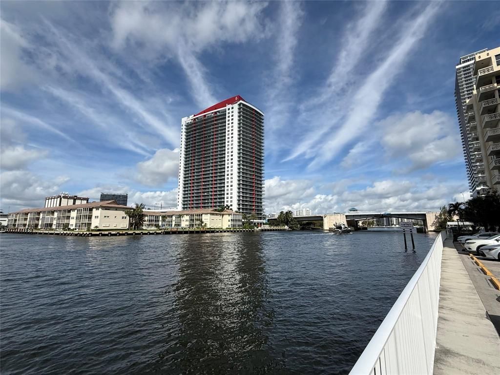 1833 S Ocean Drive, Unit 808, Hallandale Beach, FL 33009 Photo