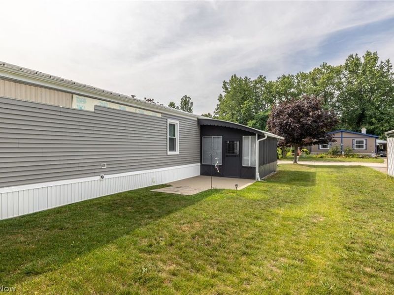 12 Sycamore Drive, Olmsted Falls, OH 44138 Photo 24
