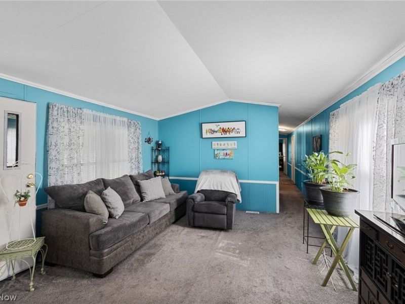 12 Sycamore Drive, Olmsted Falls, OH 44138 Photo 8