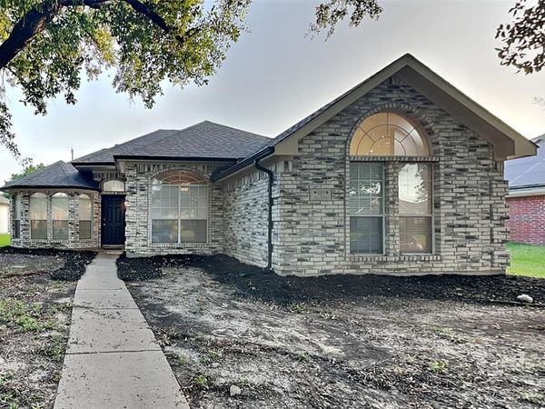 1115 Old Knoll Drive, Wylie, TX 75098