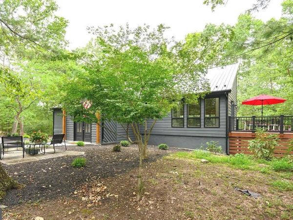 228 RISING SUN ROAD, HEDGESVILLE, WV 25427
