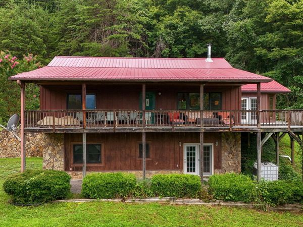 172 Harris Hollow Road, Rogersville, TN 37857