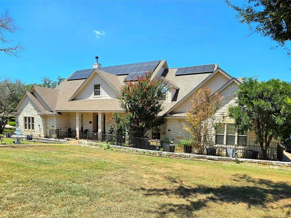 400 Bedford DR , Spicewood, TX 78669