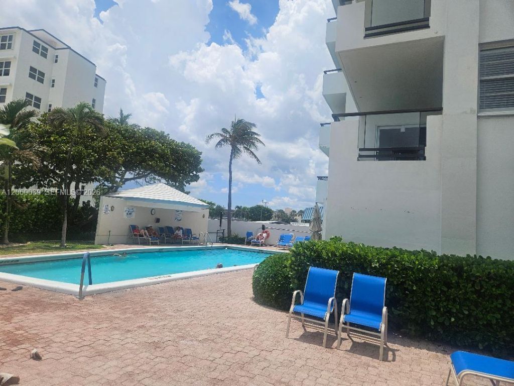 1500 S Ocean Blvd, Unit 201, Lauderdale by the Sea, FL 33062 Photo