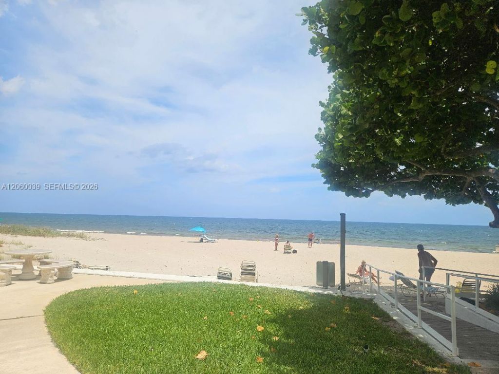 1500 S Ocean Blvd, Unit 201, Lauderdale by the Sea, FL 33062 Photo