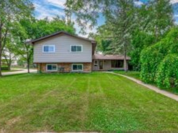 501 Lafayette Lane , Hoffman Estates, IL 60169