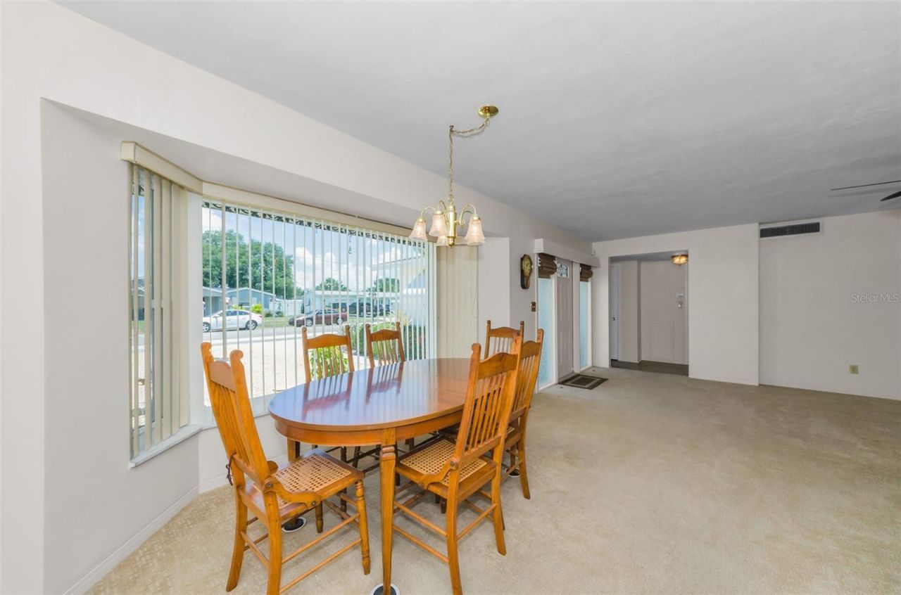 5992 32nd Avenue N, Saint Petersburg, FL 33710 Photo