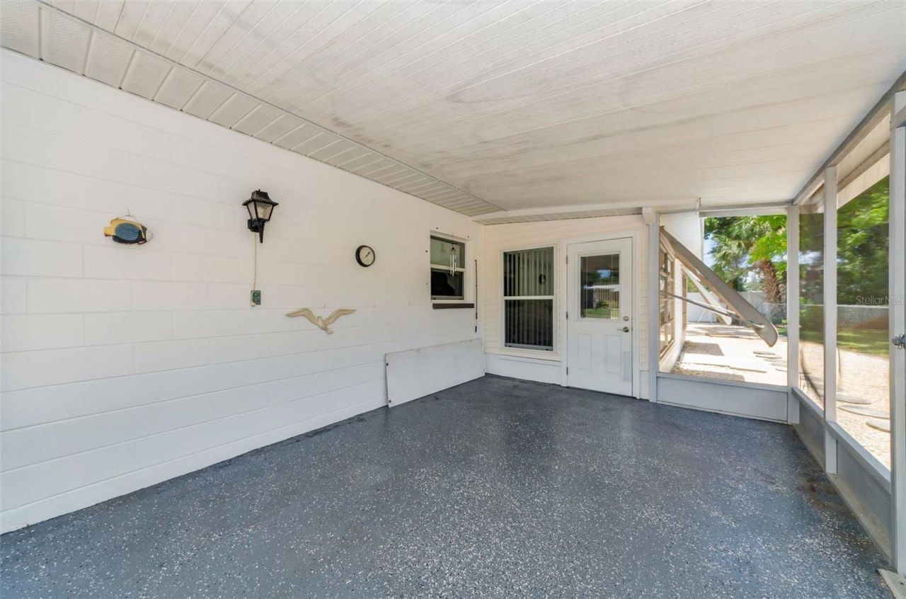 5992 32nd Avenue N, Saint Petersburg, FL 33710 Photo