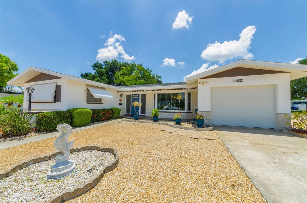 5992 32nd Avenue N, Saint Petersburg, FL 33710 Photo