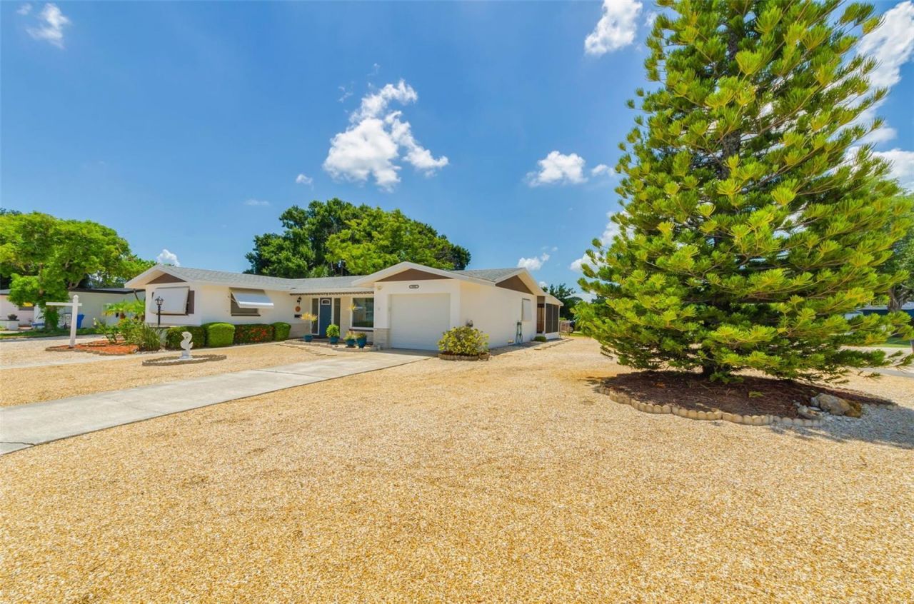 5992 32nd Avenue N, Saint Petersburg, FL 33710 Photo