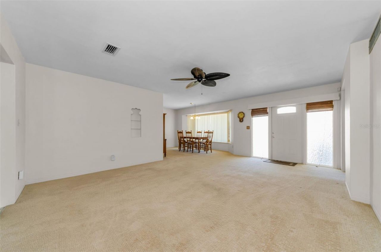 5992 32nd Avenue N, Saint Petersburg, FL 33710 Photo