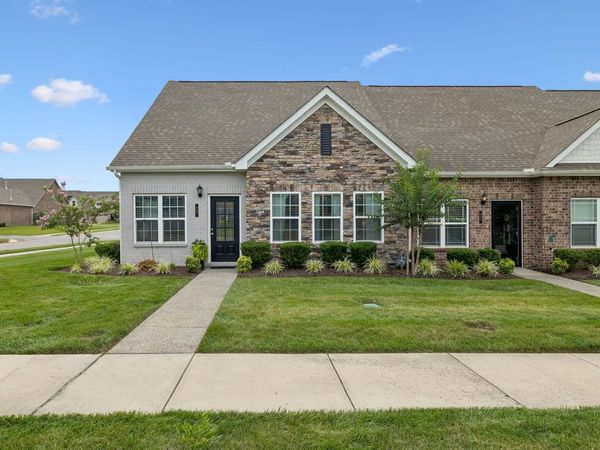 903 Meadowcrest Way , Lebanon, TN 37090