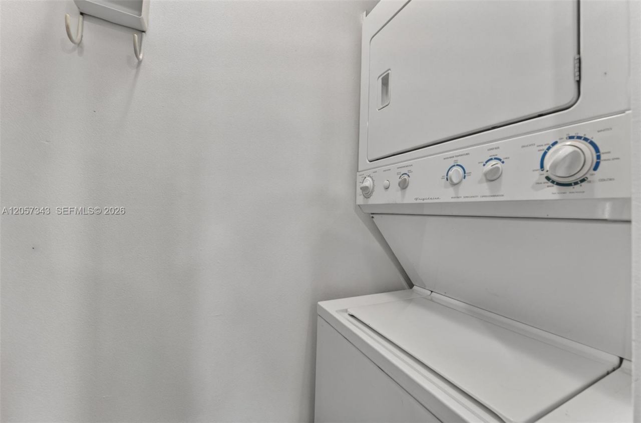 5900 NW 44th St , Unit 414, Lauderhill, FL 33319 Photo