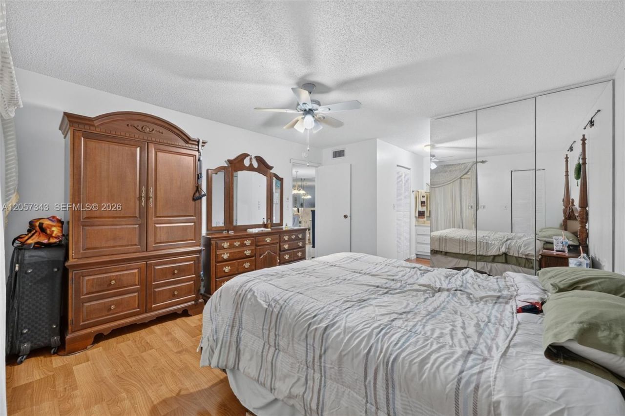 5900 NW 44th St , Unit 414, Lauderhill, FL 33319 Photo