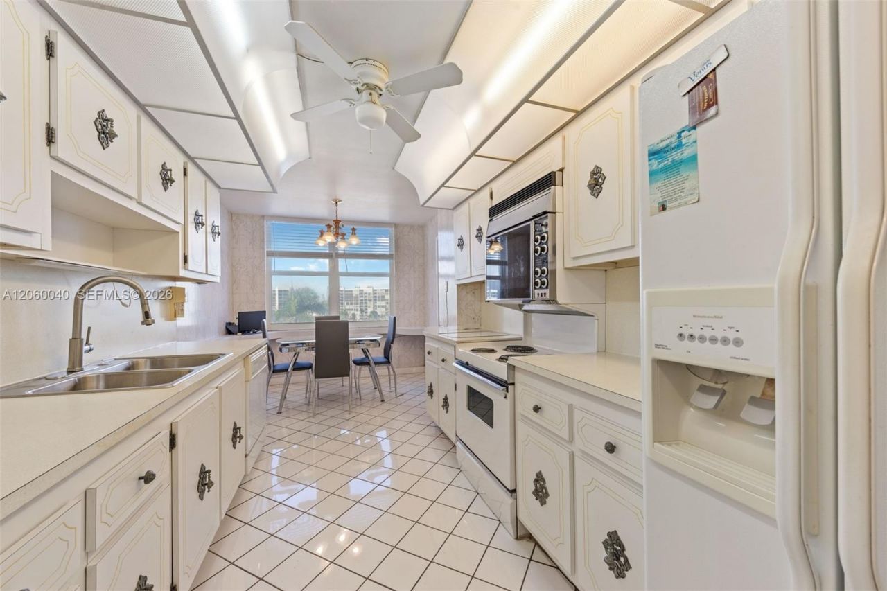 2751 S Ocean Dr , Unit 501N, Hollywood, FL 33019 Photo