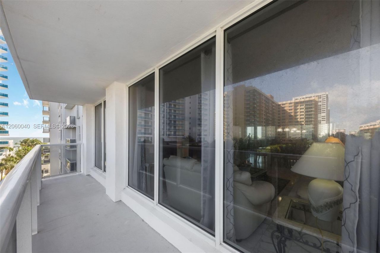 2751 S Ocean Dr , Unit 501N, Hollywood, FL 33019 Photo