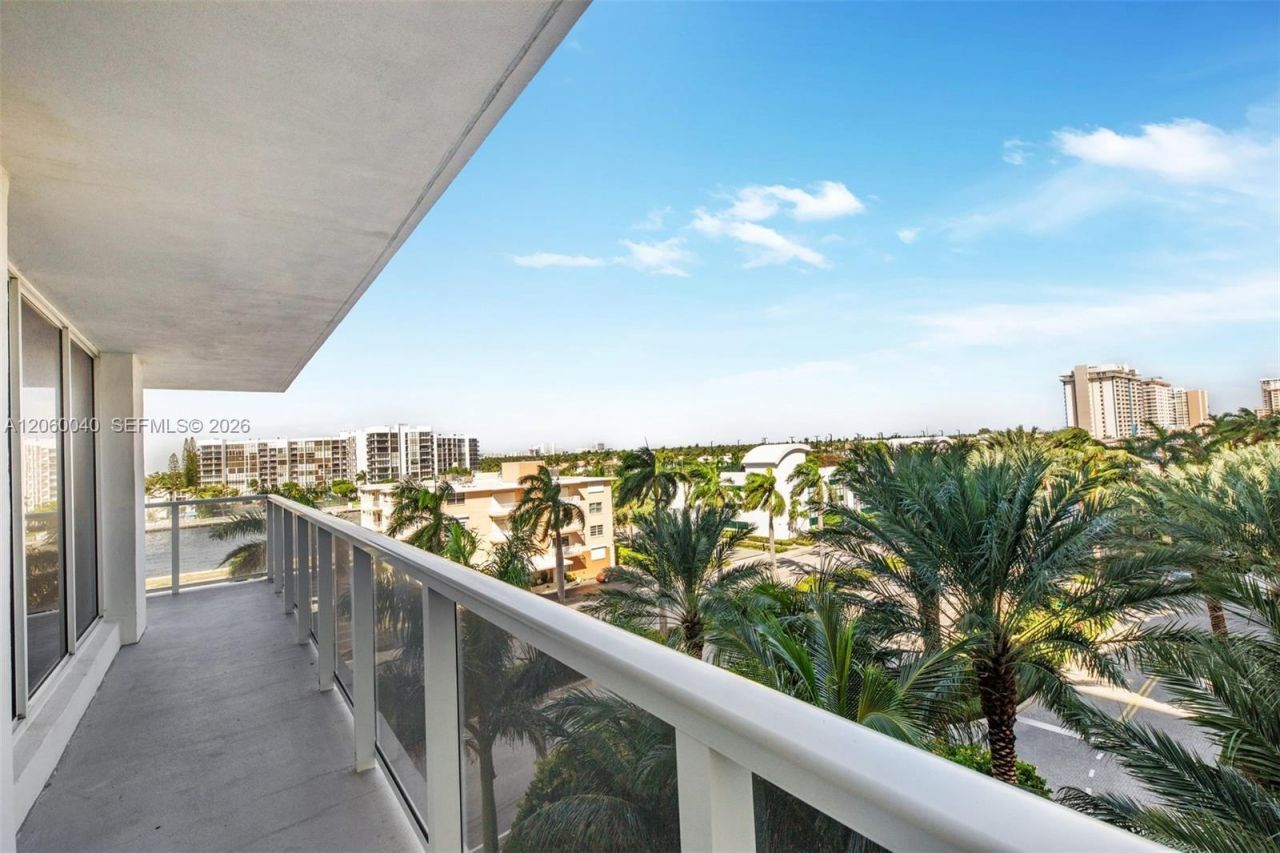 2751 S Ocean Dr , Unit 501N, Hollywood, FL 33019 Photo