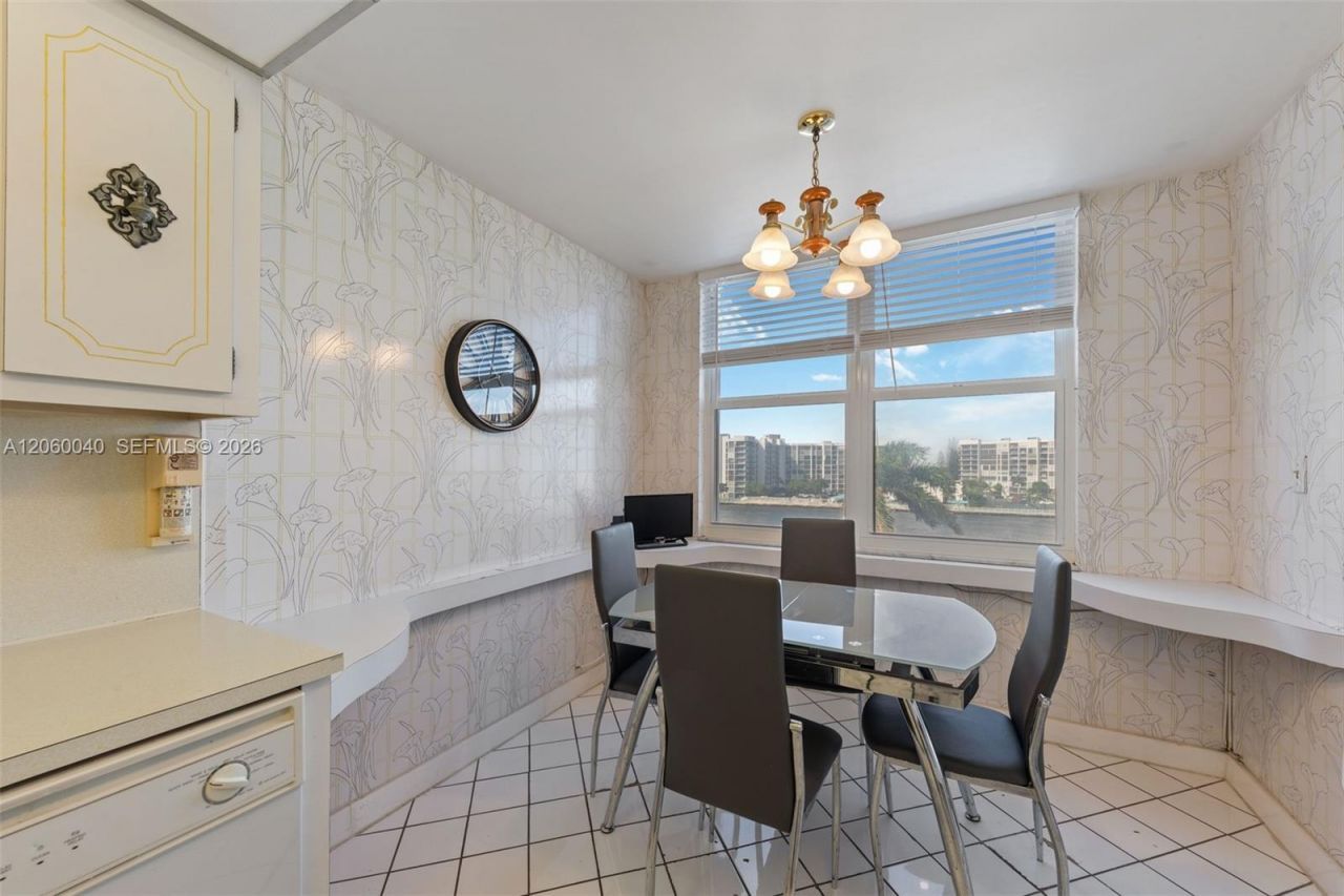 2751 S Ocean Dr , Unit 501N, Hollywood, FL 33019 Photo