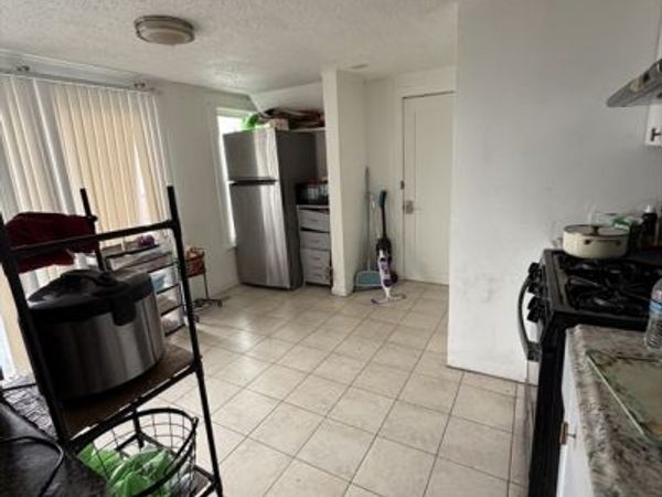 26 Brook St, Unit 2, Quincy, MA 02170