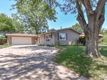 2741 Scott Avenue, Lincoln, NE 68506