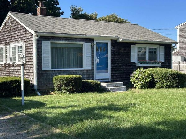 44 Trotters Lane, West Dennis, MA 02670