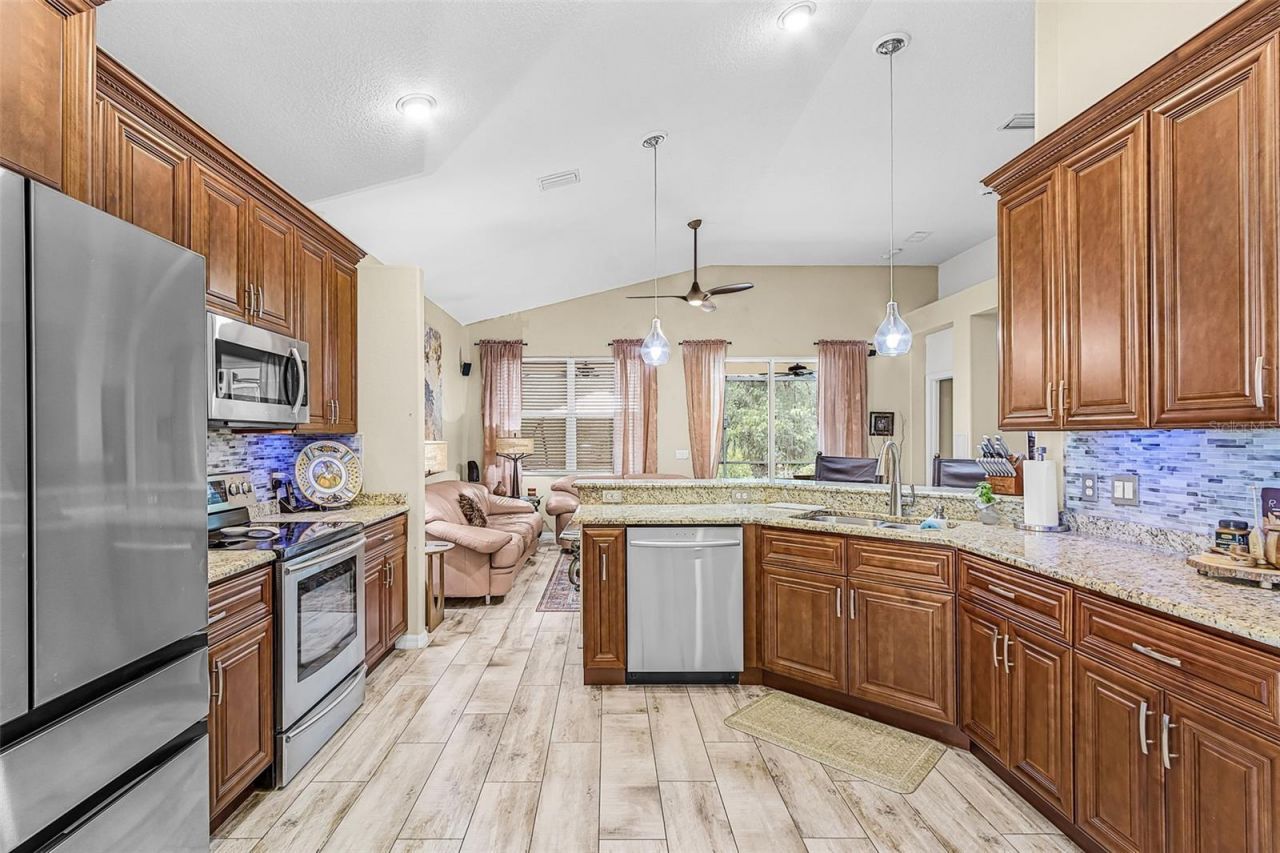 3111 43rd Avenue E, Bradenton, FL 34208 Photo