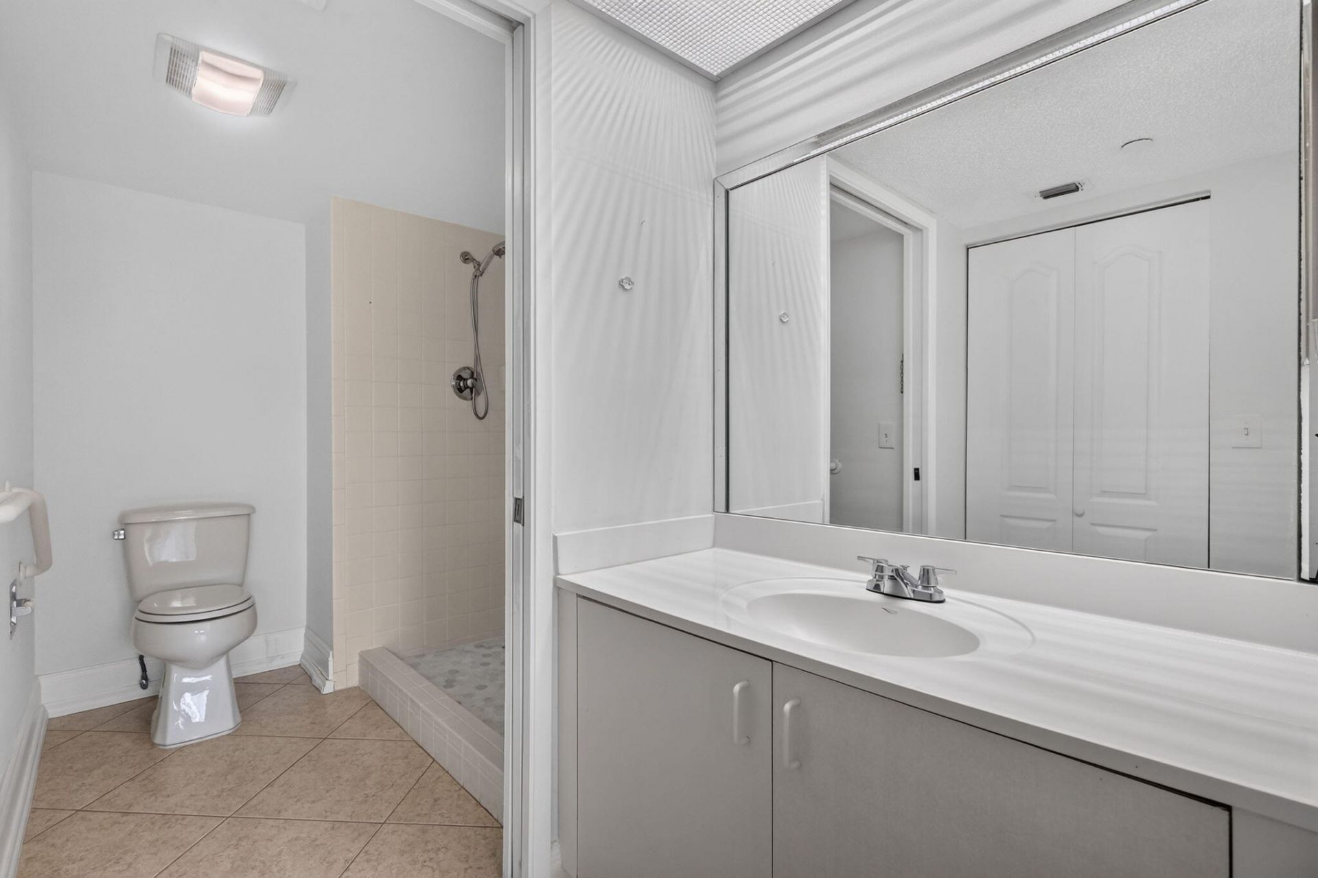 12551 SW 16th Court, Unit 303C, Pembroke Pines, FL 33027 Photo