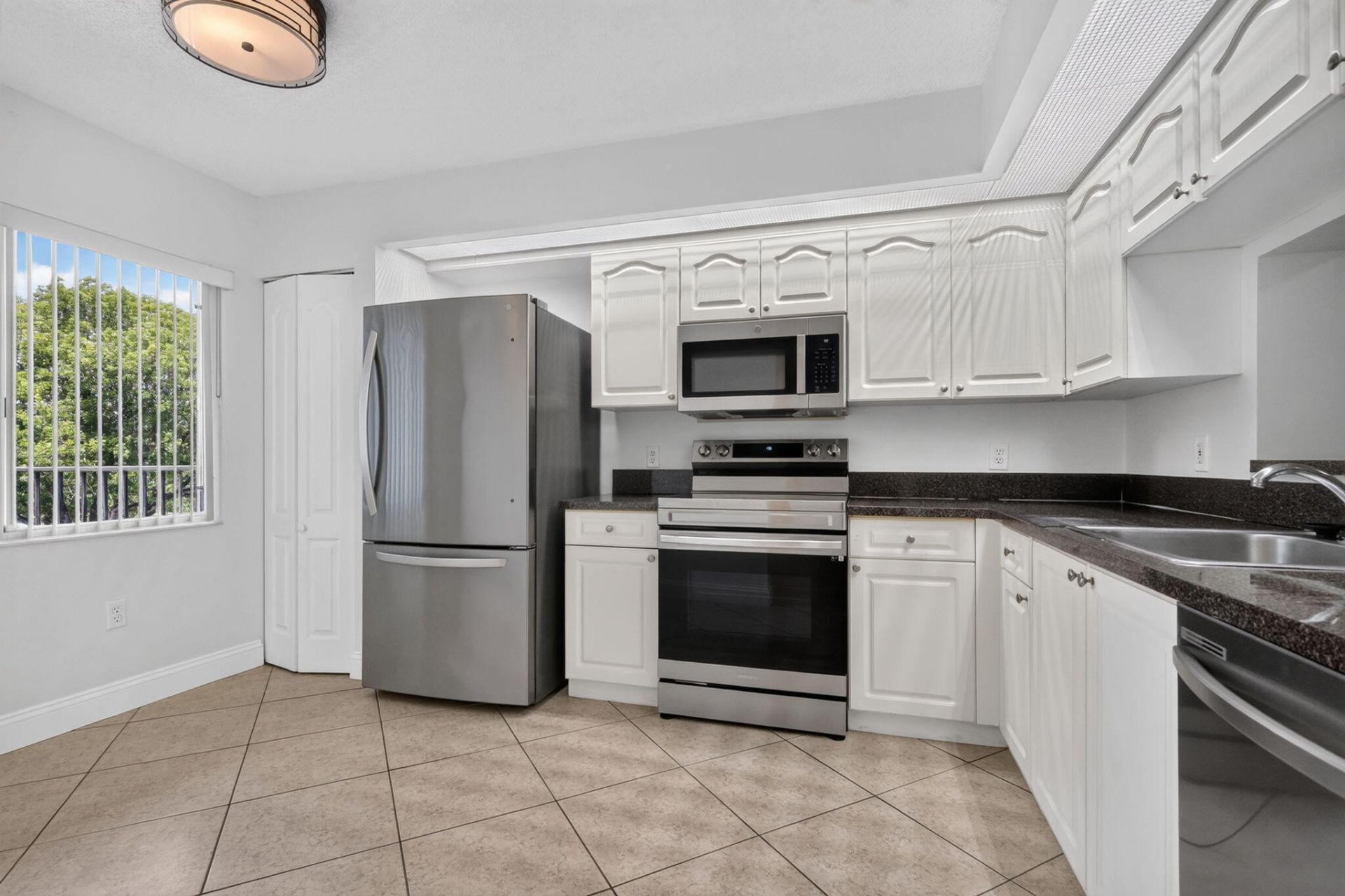 12551 SW 16th Court, Unit 303C, Pembroke Pines, FL 33027 Photo