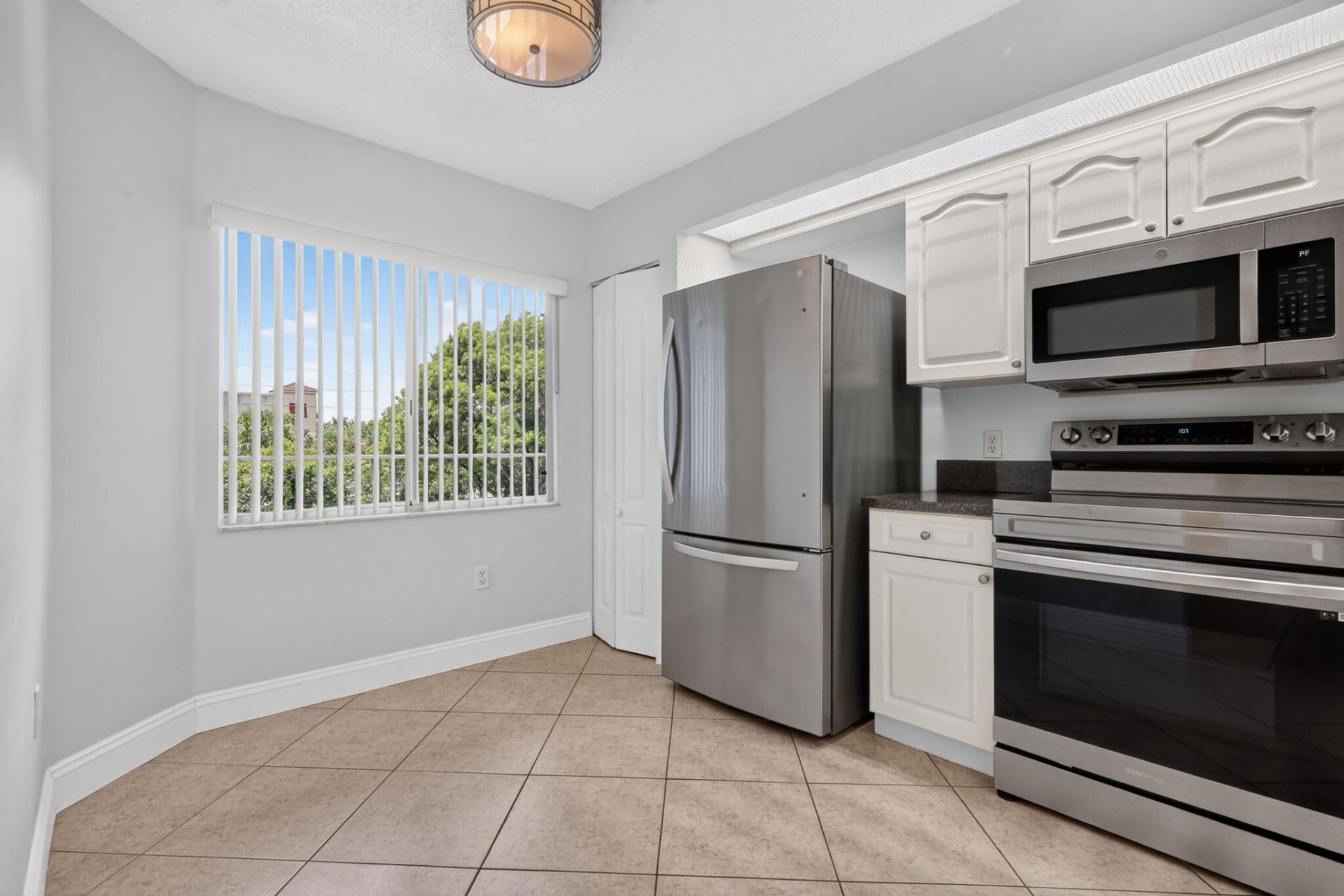 12551 SW 16th Court, Unit 303C, Pembroke Pines, FL 33027 Photo