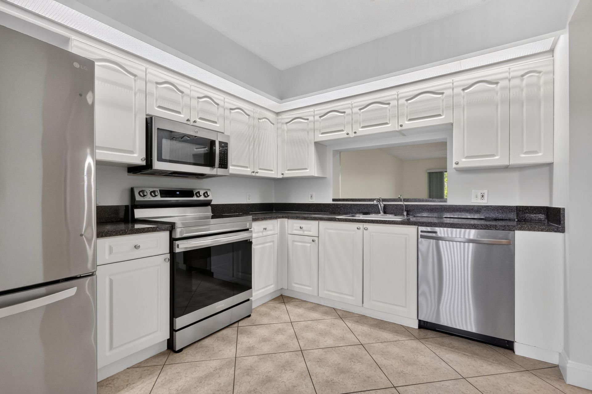 12551 SW 16th Court, Unit 303C, Pembroke Pines, FL 33027 Photo