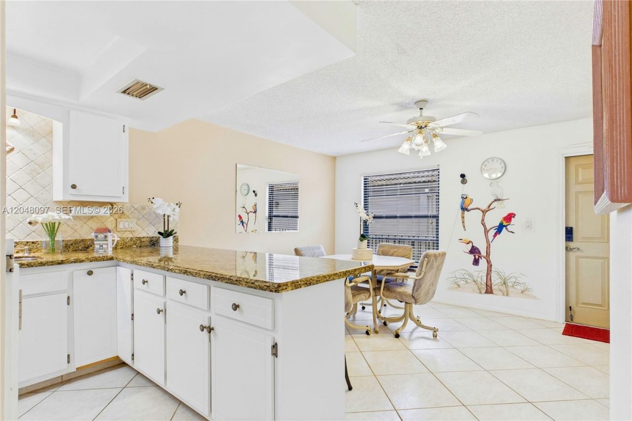 4218 SE 20th Pl , Unit D5, Cape Coral, FL 33904 Photo