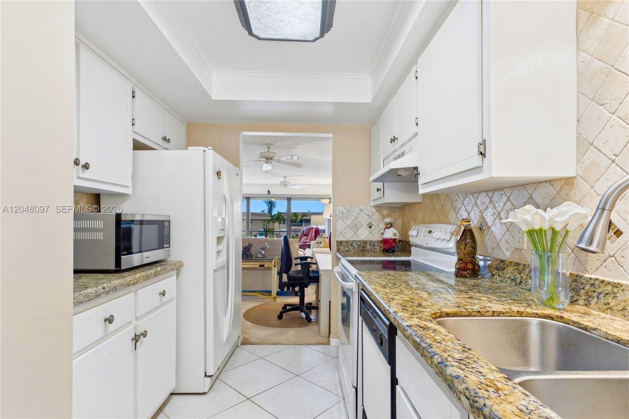 4218 SE 20th Pl , Unit D5, Cape Coral, FL 33904 Photo
