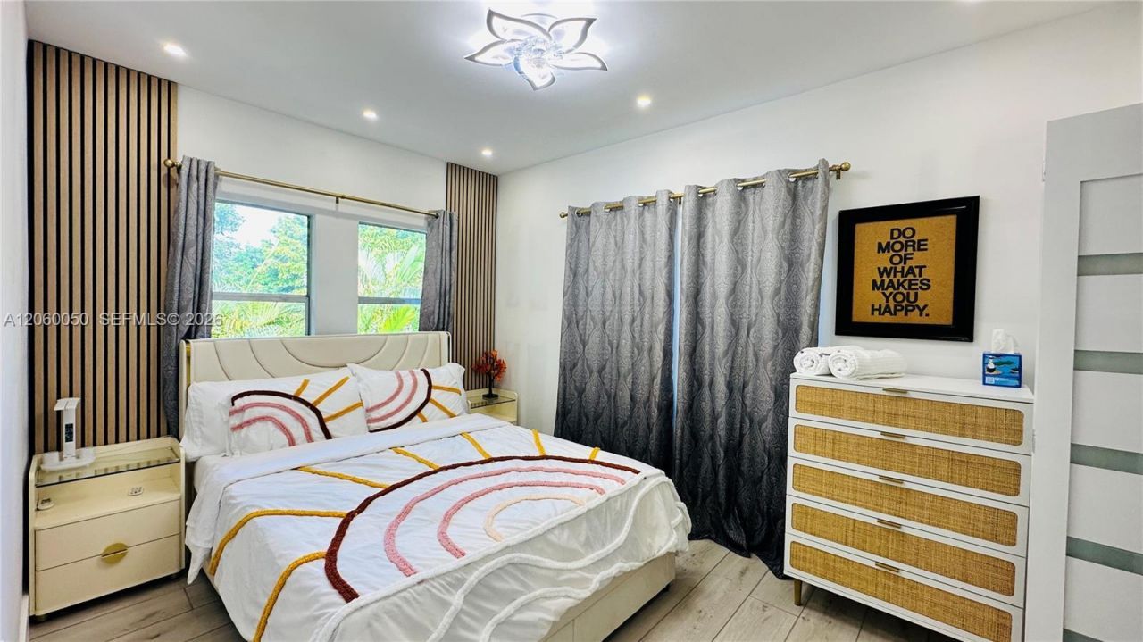 1670 SW 20th St, Unit 1, Miami, FL 33145 Photo