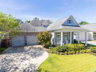 1922 Sugar Cane Ln, Baton Rouge, LA 70810