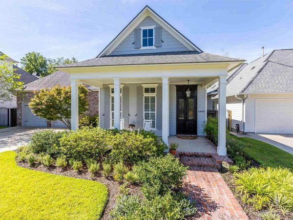 1922 Sugar Cane Ln, Baton Rouge, LA 70810