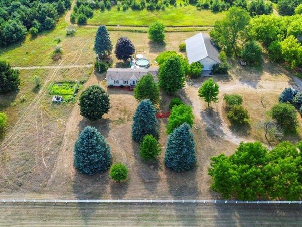 11383 Bale Road, Lakeview, MI 48850