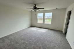1207 Carriage Wood Circle photo 4