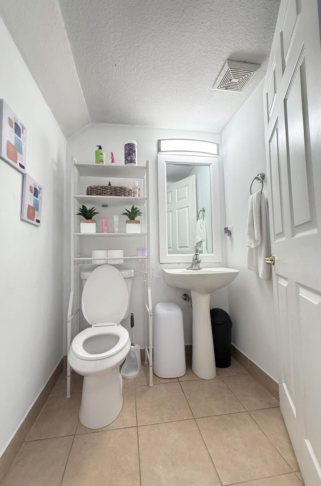 2920 Hidden Hills Road, Unit 1304, West Palm Beach, FL 33411 Photo