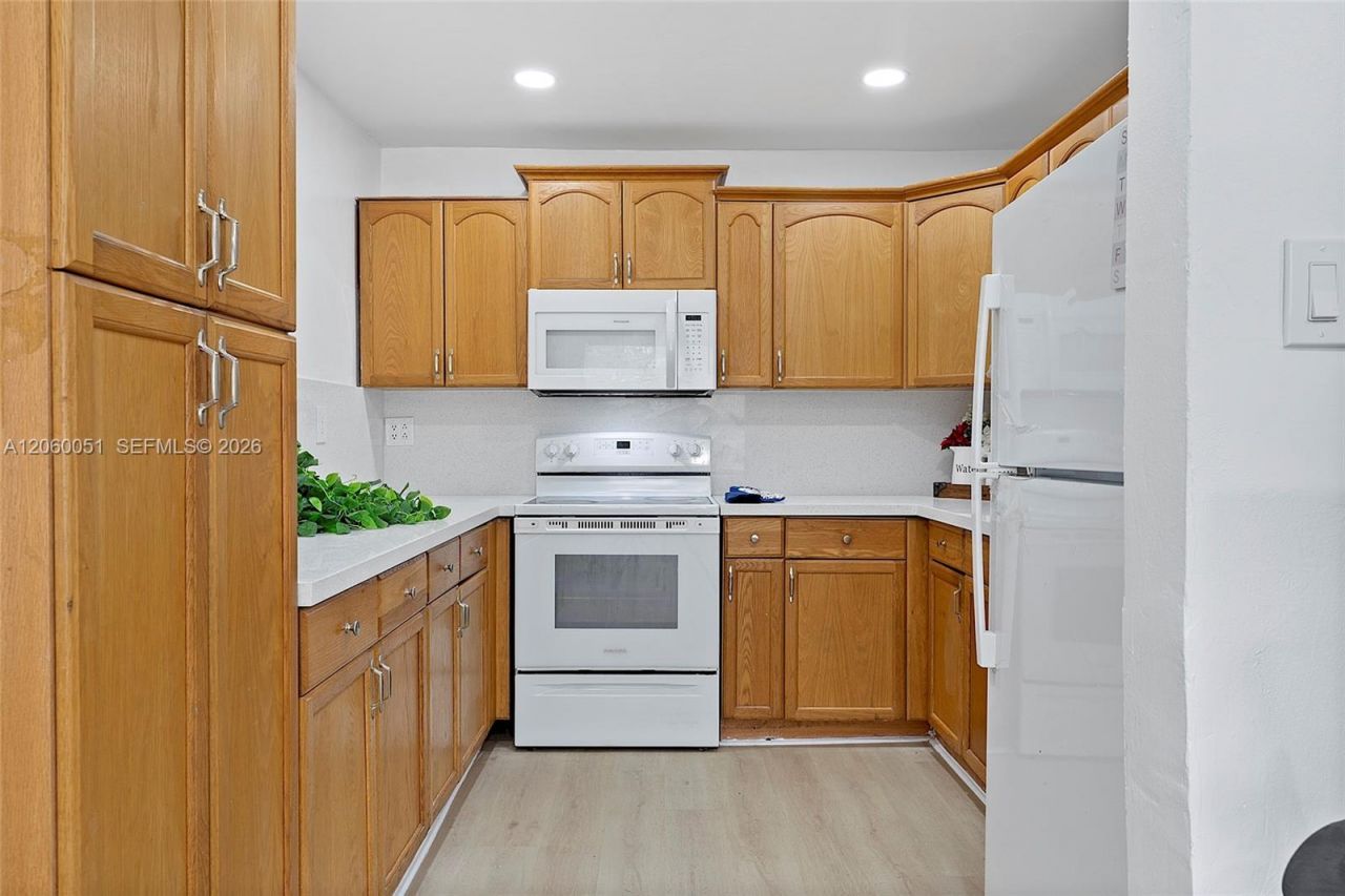 6103 Monroe St , Hollywood, FL 33023 Photo