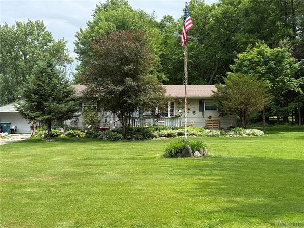 1927 New Rochelle Drive, Elba Township, Mi 48446