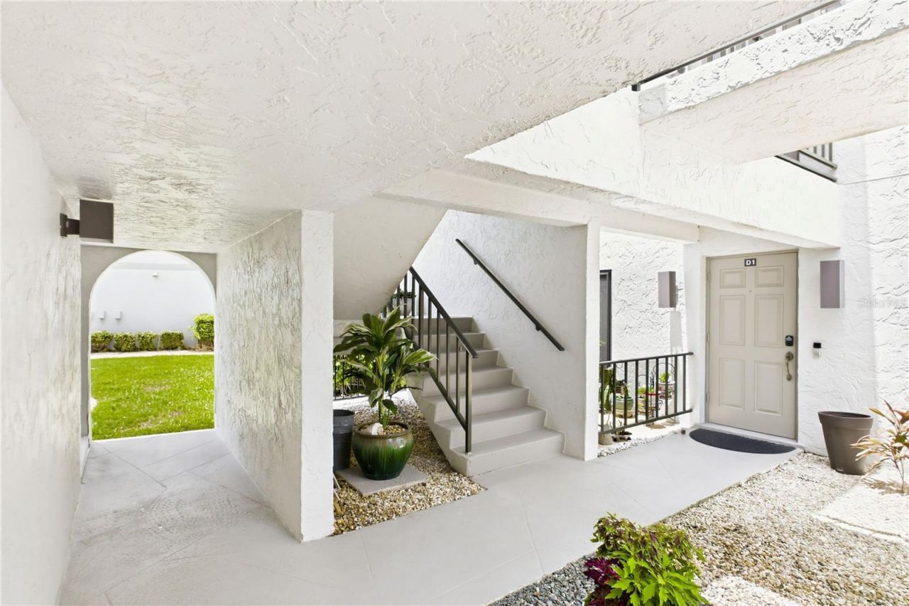 4218 SE 20th Place, Unit D5, Cape Coral, FL 33904 Photo