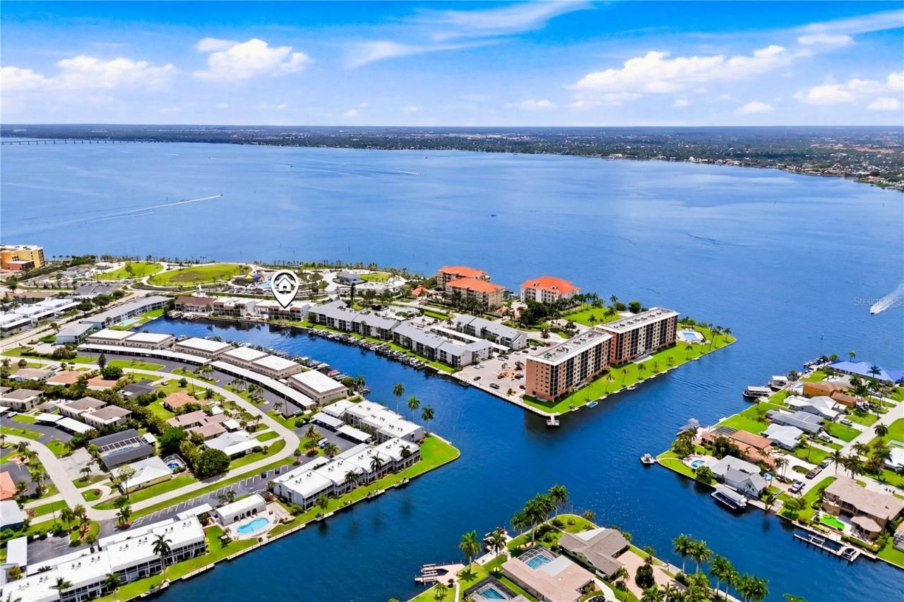 4218 SE 20th Place, Unit D5, Cape Coral, FL 33904 Photo