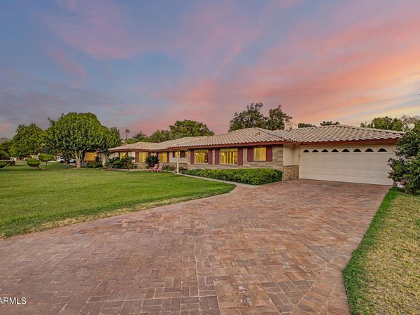 1001 W KALER Drive, Phoenix, AZ 85021