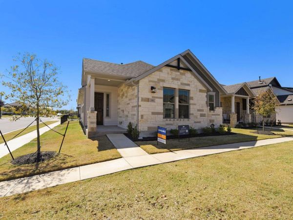 338 Orleanian DR , Buda, TX 78610