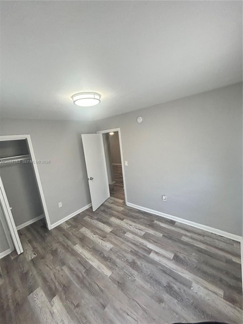 161 NW 15th St, Unit 6, Miami, FL 33136 Photo