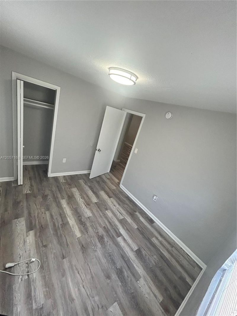 161 NW 15th St, Unit 6, Miami, FL 33136 Photo