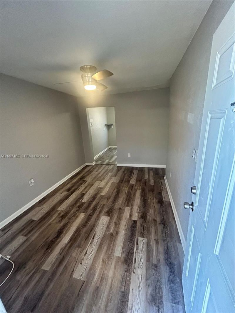 161 NW 15th St, Unit 6, Miami, FL 33136 Photo