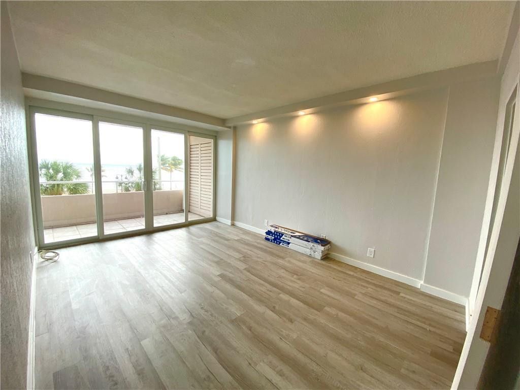 345 N Fort Lauderdale Beach Boulevard, Unit 204, Fort Lauderdale, FL 33304 Photo