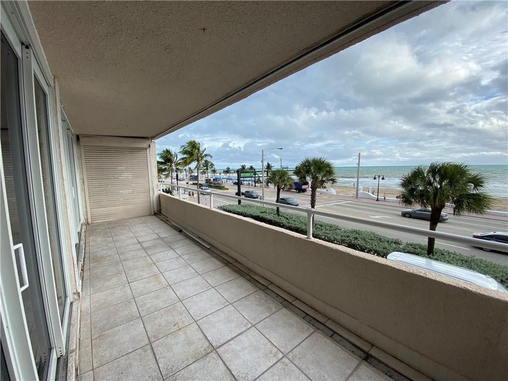 345 N Fort Lauderdale Beach Boulevard, Unit 204, Fort Lauderdale, FL 33304 Photo