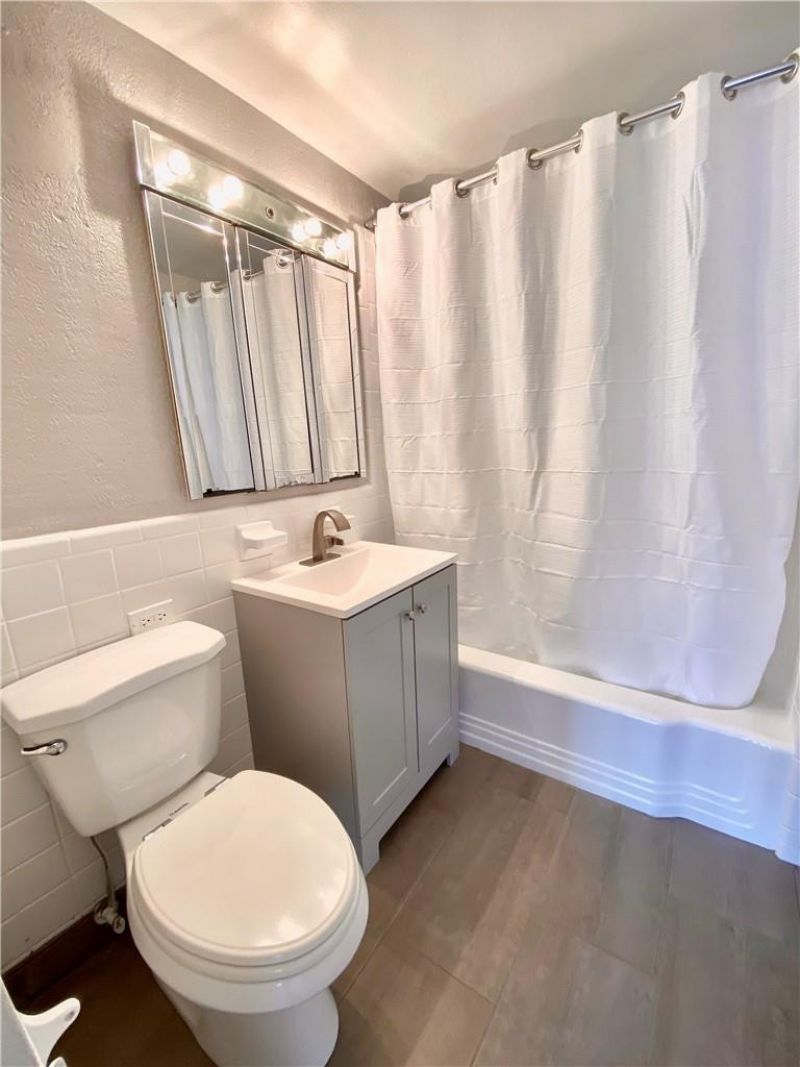345 N Fort Lauderdale Beach Boulevard, Unit 204, Fort Lauderdale, FL 33304 Photo